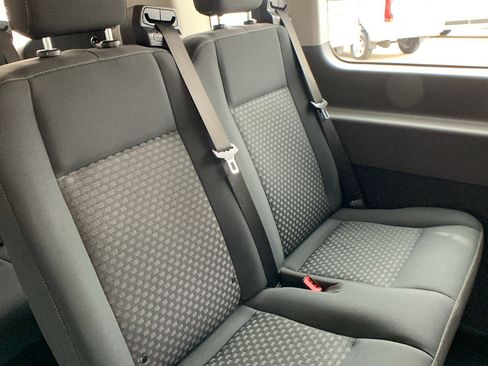 Used 2023 Ford Transit 350 XL image 28