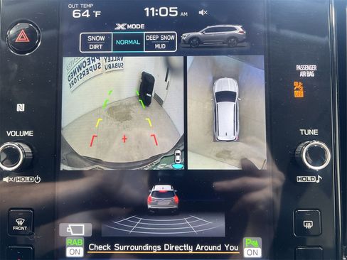 Used 2024 Subaru Ascent Limited w/ Technology Package image 17