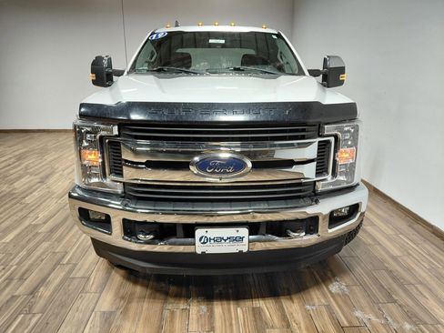 Used 2019 Ford F350 XLT w/ XLT Premium Package image 15