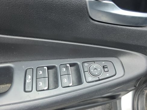 Used 2022 Hyundai Santa Fe SEL w/ Convenience Package AWD/4WD image 13