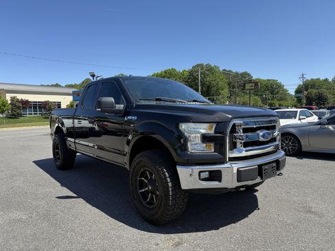 Used 2015 Ford F150 XLT w/ Equipment Group 301A Mid image 11