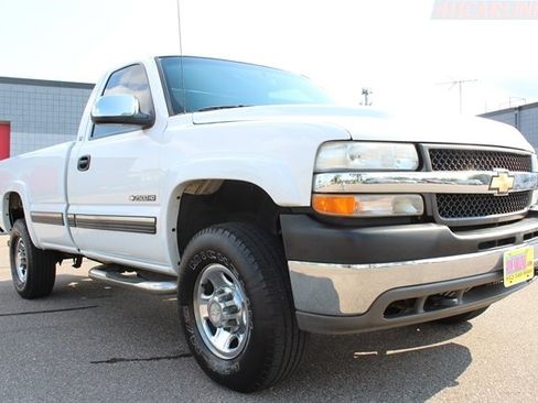 Used 2001 Chevrolet Silverado 2500 LS w/ Off-Road Skid Plate Pkg AWD/4WD image 33