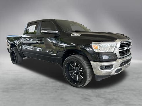 Used 2019 RAM 1500 Big Horn RWD image 2