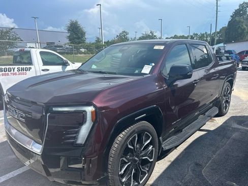 Certified 2025 GMC Sierra EV Denali AWD/4WD image 1
