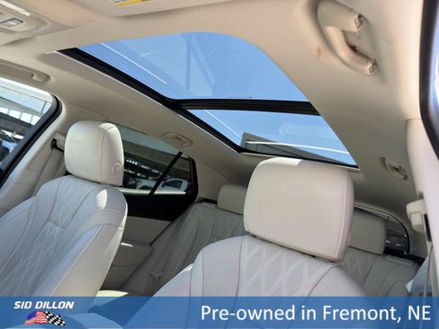 Certified 2023 Buick Envision Avenir image 16