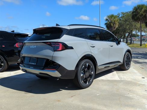 New 2026 Kia Sportage SX image 8