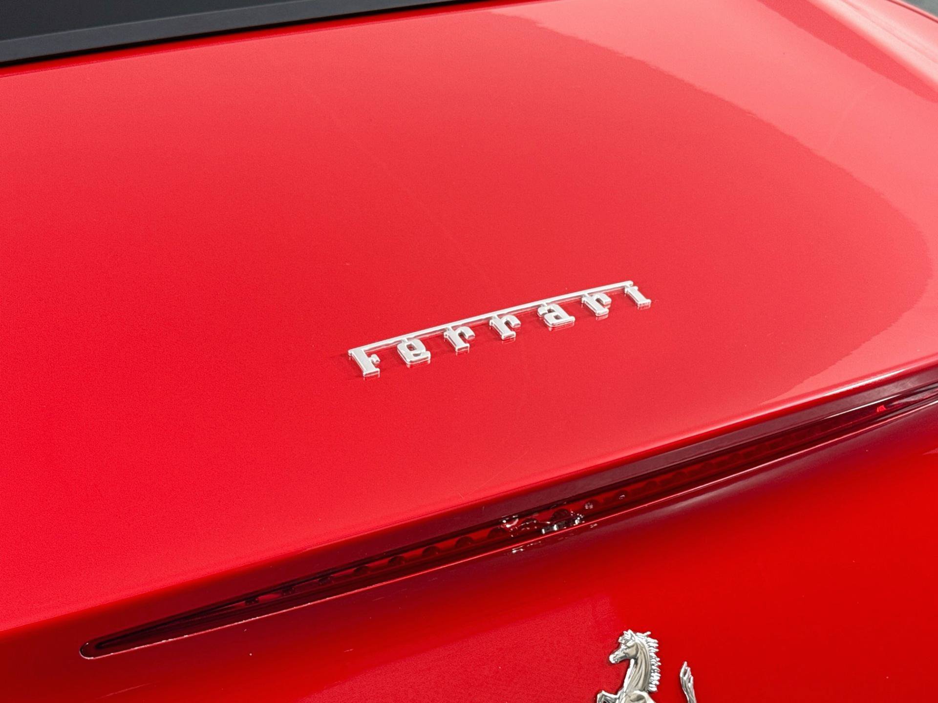 Used 2010 Ferrari California RWD image 54