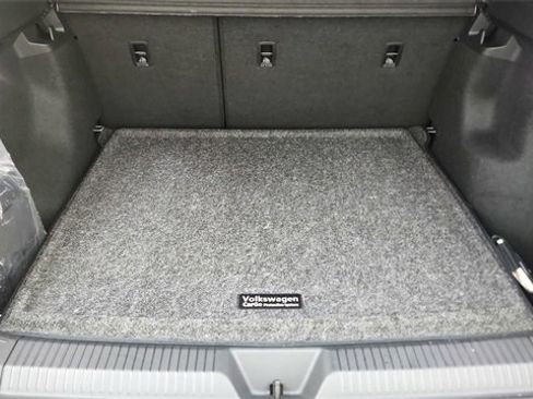 Used 2025 Volkswagen ID.4 Pro image 15