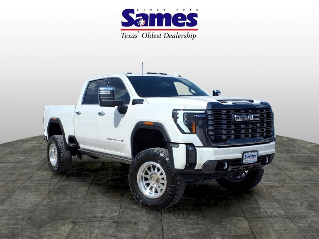 Used 2024 GMC Sierra 2500 Denali Ultimate w/ Snow Plow Prep/Camper Package AWD/4WD image 1