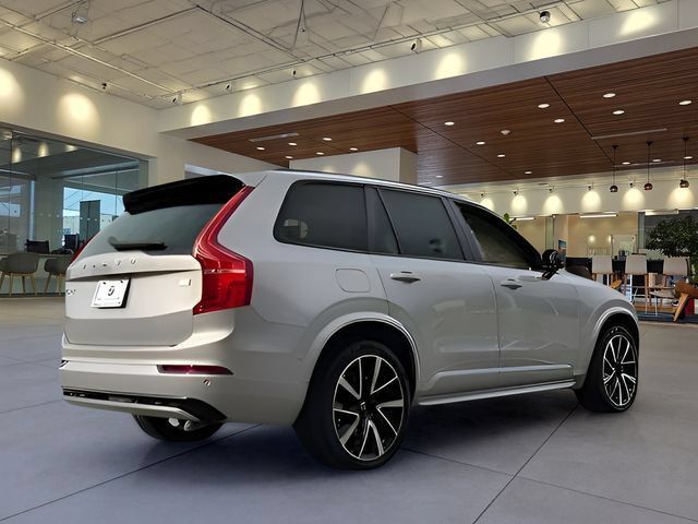 Used 2023 Volvo XC90 T8 Ultimate w/ Protection Package Premier AWD/4WD image 4