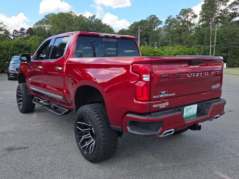 Used 2023 Chevrolet Silverado 1500 High Country w/ High Country Premium Package AWD/4WD image 9