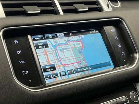 Used 2016 Land Rover Range Rover Sport HSE image 28