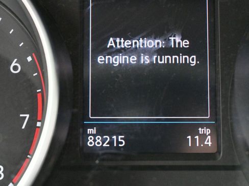 Used 2021 Volkswagen Tiguan S image 19