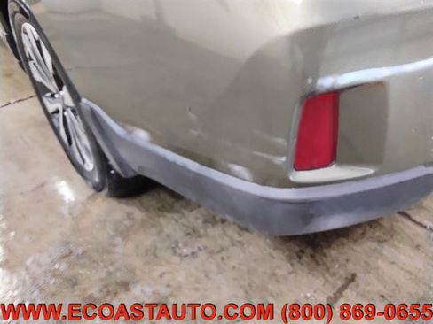 Used 2015 Subaru Outback 2.5i Limited w/ Popular Package #4 image 18