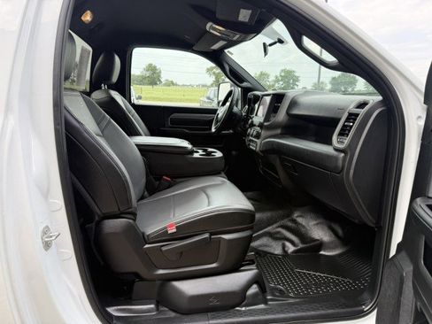 Used 2024 RAM 4500 Tradesman RWD image 9