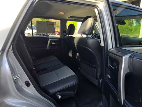 Used 2020 Toyota 4Runner SR5 Premium image 14