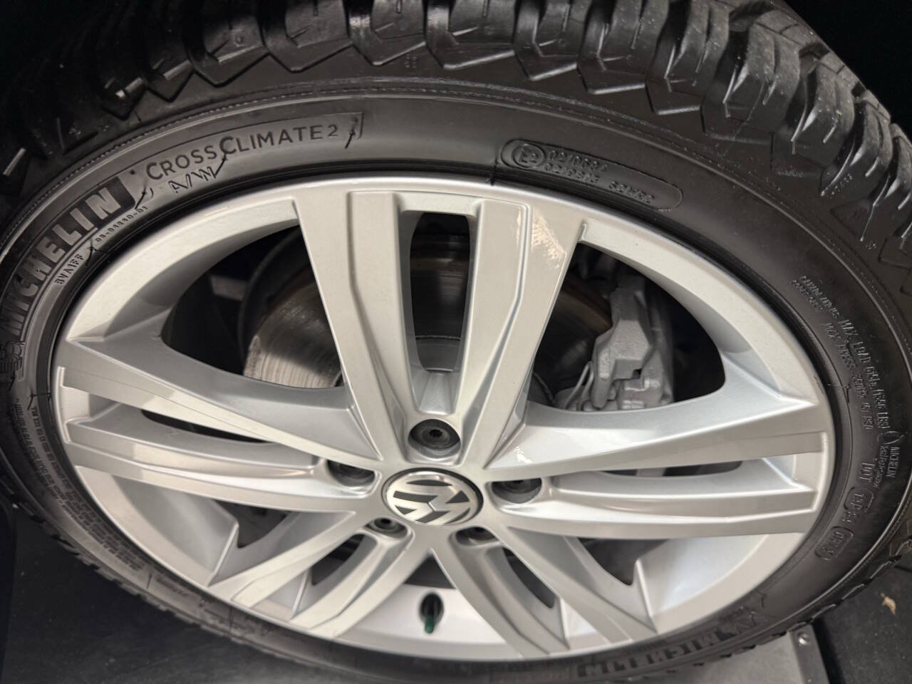 Used 2017 Volkswagen Jetta SEL Premium FWD image 33