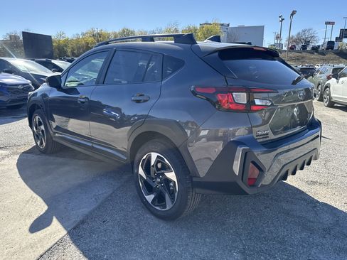 New 2026 Subaru Crosstrek 2.5i Limited w/ Crosstrek Mirror Package image 5