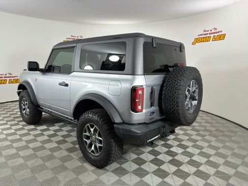 Used 2023 Ford Bronco Badlands AWD/4WD image 3