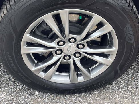 Used 2023 Cadillac XT5 Premium Luxury FWD image 14