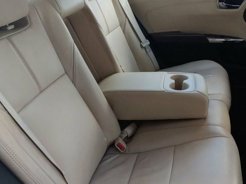 Used 2015 Toyota Avalon XLE image 10