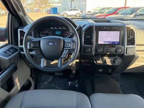 Used 2020 Ford F150 XLT image 24