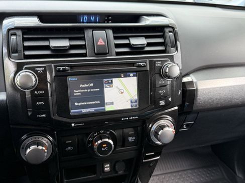 Used 2019 Toyota 4Runner TRD Off-Road AWD/4WD image 21