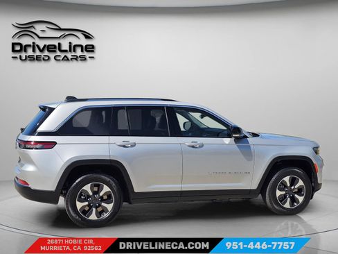 Used 2023 Jeep Grand Cherokee 4WD 4xe image 12