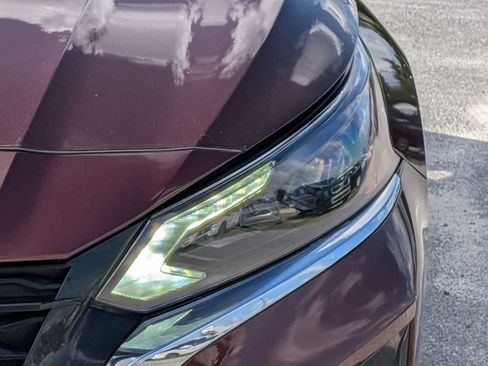 Used 2025 Nissan Altima 2.5 SV FWD image 9