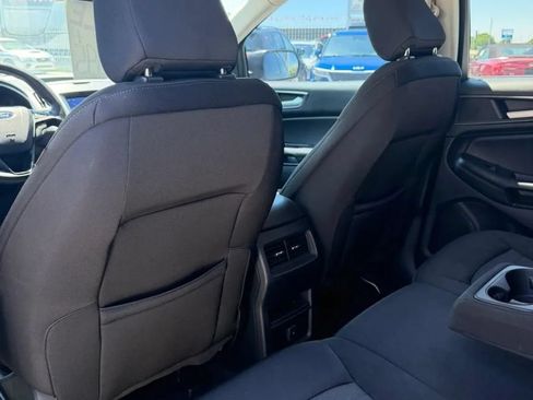 Used 2020 Ford Edge SE AWD/4WD image 17