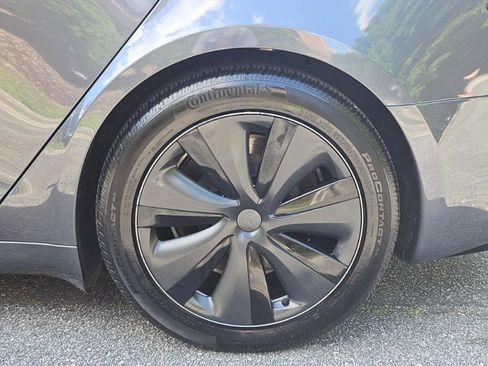 Used 2023 Tesla Model S AWD/4WD image 19