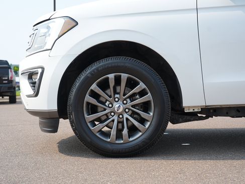 Used 2020 Ford Expedition Limited AWD/4WD image 11