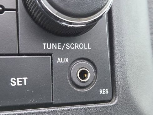 Used 2013 Jeep Wrangler Unlimited Sahara image 4