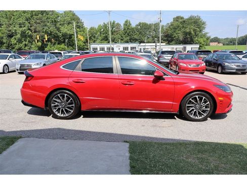 Used 2021 Hyundai Sonata Limited w/ Cargo Package FWD image 6