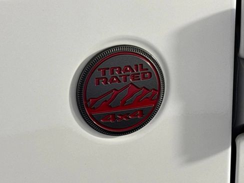 Certified 2025 Jeep Wrangler Unlimited Rubicon AWD/4WD image 16