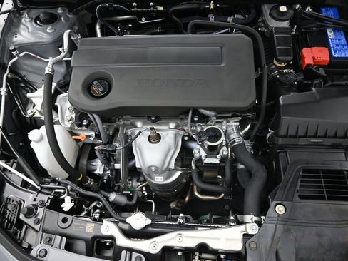 Used 2025 Honda Civic Sport image 7