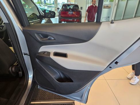 Used 2023 Chevrolet Equinox LT w/ Driver Convenience Package AWD/4WD image 27