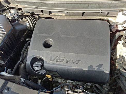 Used 2020 Chevrolet Traverse LT w/ Driver Confidence II Package image 30