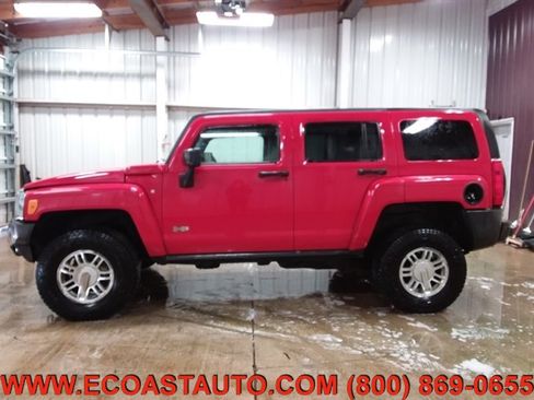 Used 2007 HUMMER H3 AWD/4WD image 6
