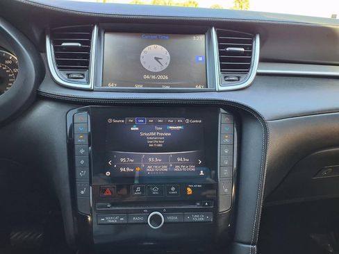 Used 2019 INFINITI QX50 Luxe w/ Cargo Package FWD image 29