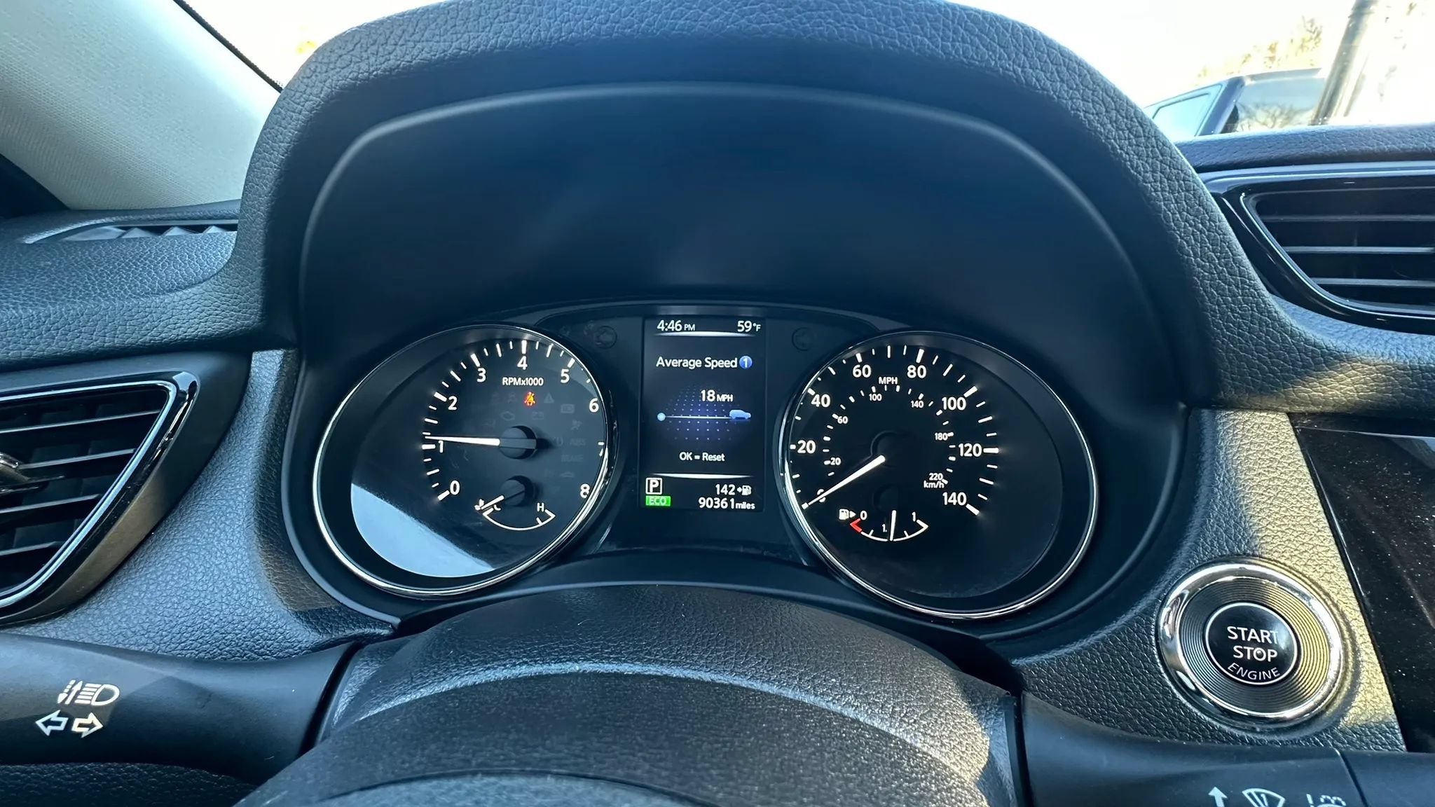 Used 2017 Nissan Rogue SV AWD/4WD image 15