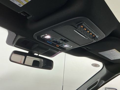 Used 2024 Ford F350 Platinum image 27