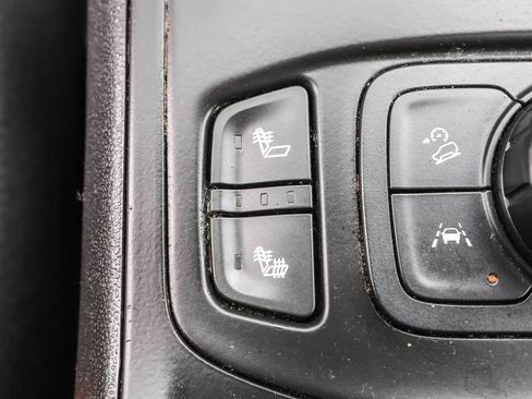 Used 2018 GMC Terrain SLT w/ Preferred Package FWD image 28