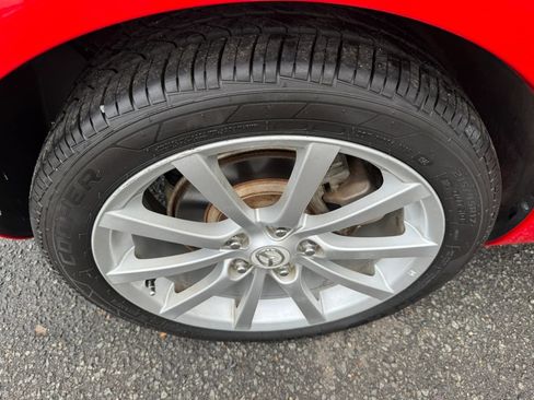 Used 2006 MAZDA MX-5 Miata Grand Touring w/ Premium Pkg RWD image 34