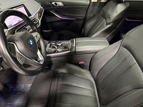 Used 2021 BMW X7 xDrive40i w/ Premium Package AWD/4WD image 16