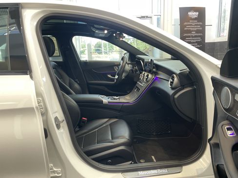 Used 2020 Mercedes-Benz C 300 Sedan image 37