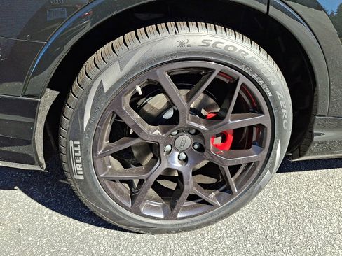 New 2026 Audi SQ7 Prestige image 5