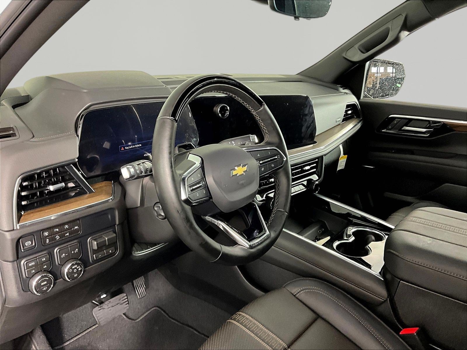 New 2026 Chevrolet Tahoe High Country AWD/4WD image 16