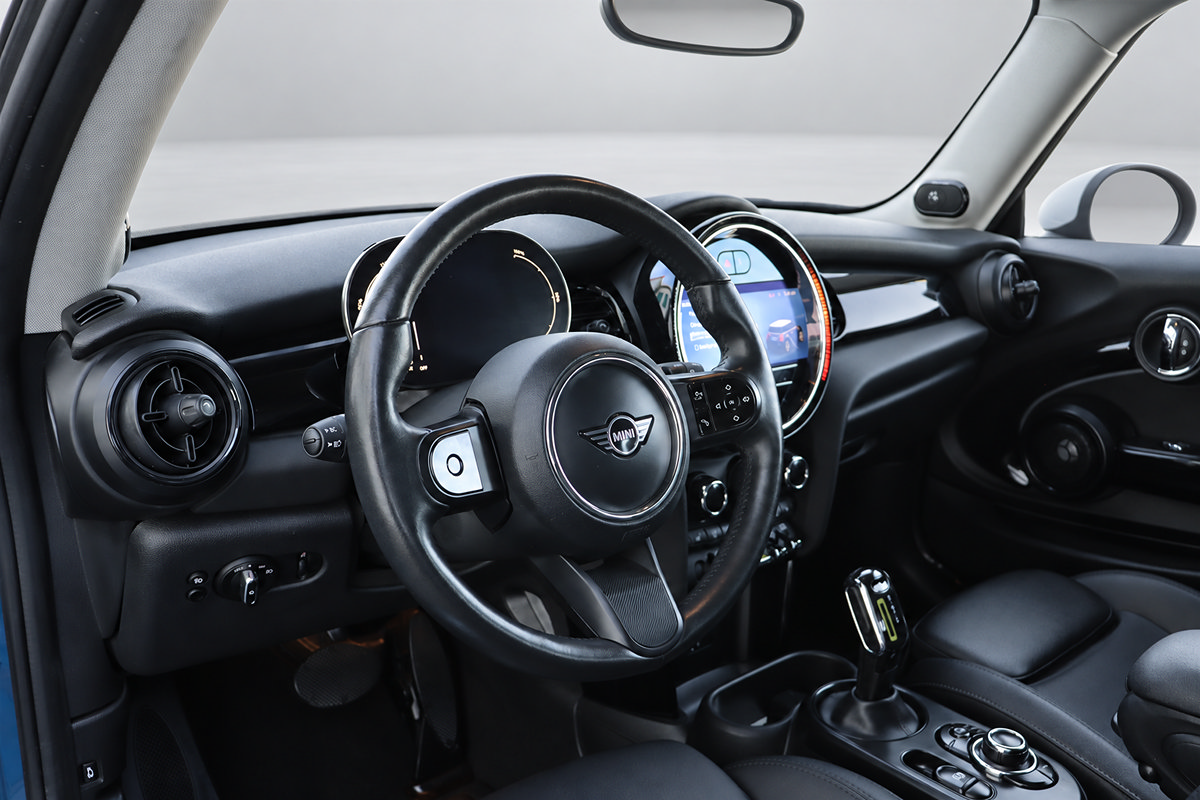 Used 2024 MINI Cooper SE FWD image 22