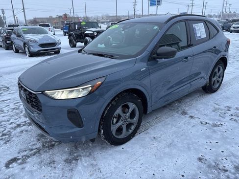 Used 2023 Ford Escape ST-Line image 19
